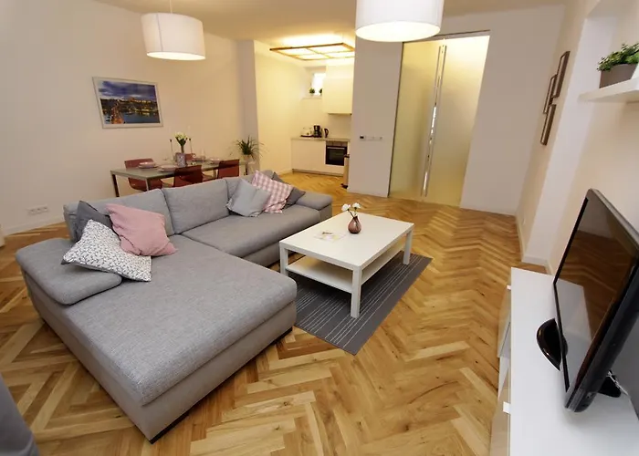 Apartments U Obecniho Dvora