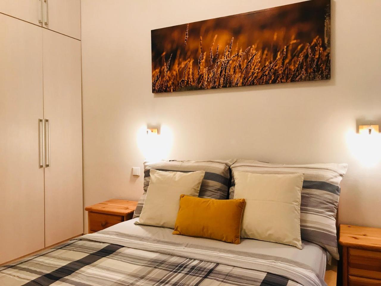 U Obecniho Dvora Apartment *